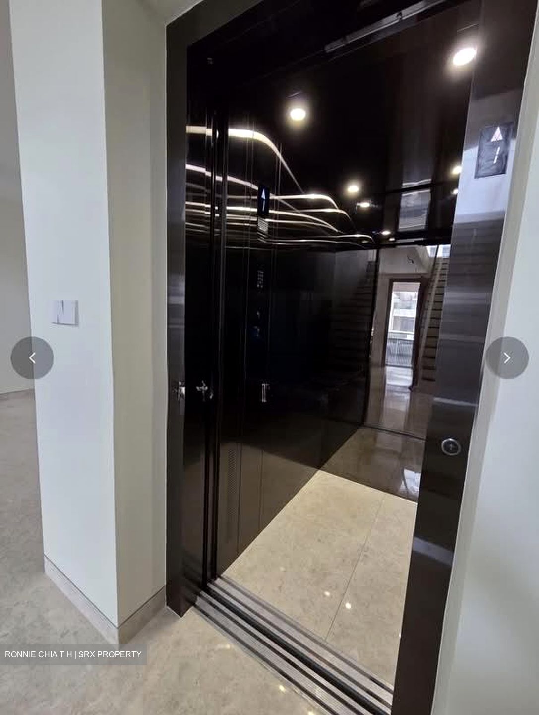 Opera Estate (D15), Terrace #602076941